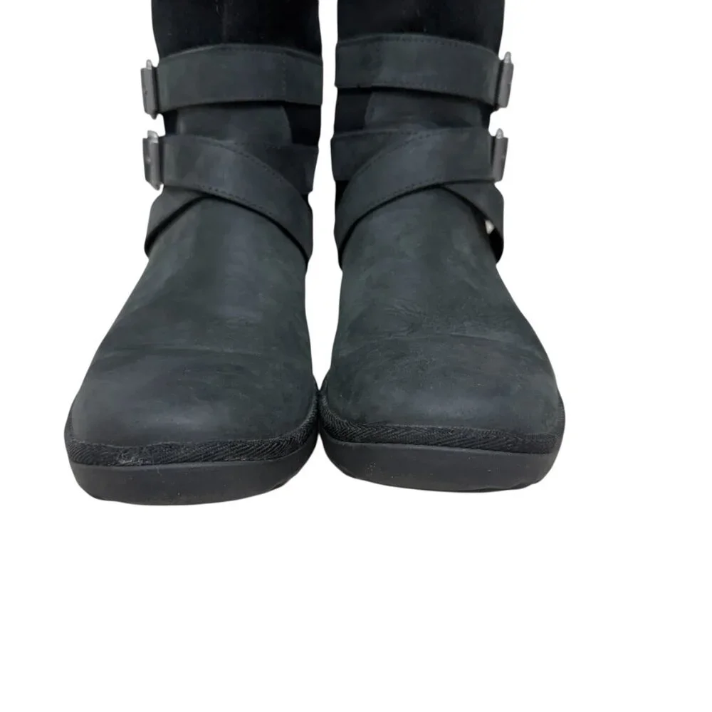 UGG Lorna Waterproof Leather Suede Women's Snow Winter Booties size 7.5 - Picture 3 of 14